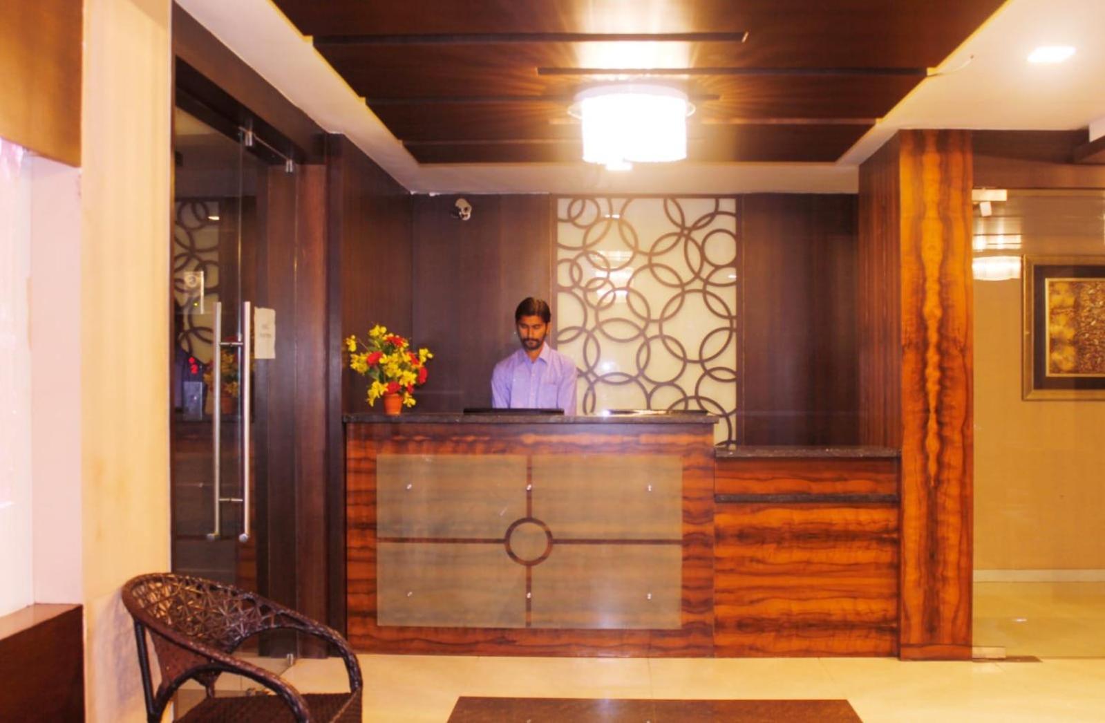 7Th Sky Hotel & Restaurent Sirohi 外观 照片